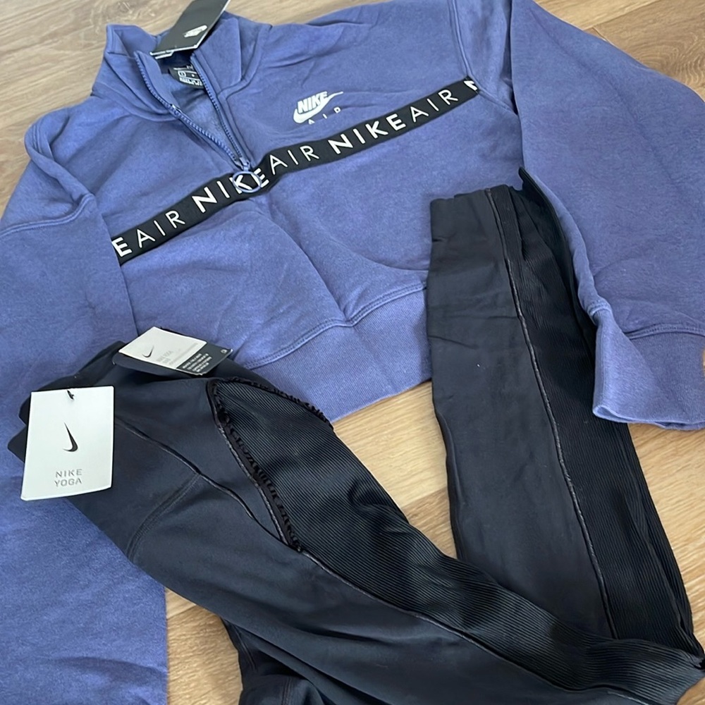 Nike Air Cropped Sweater - Picture 9 of 11